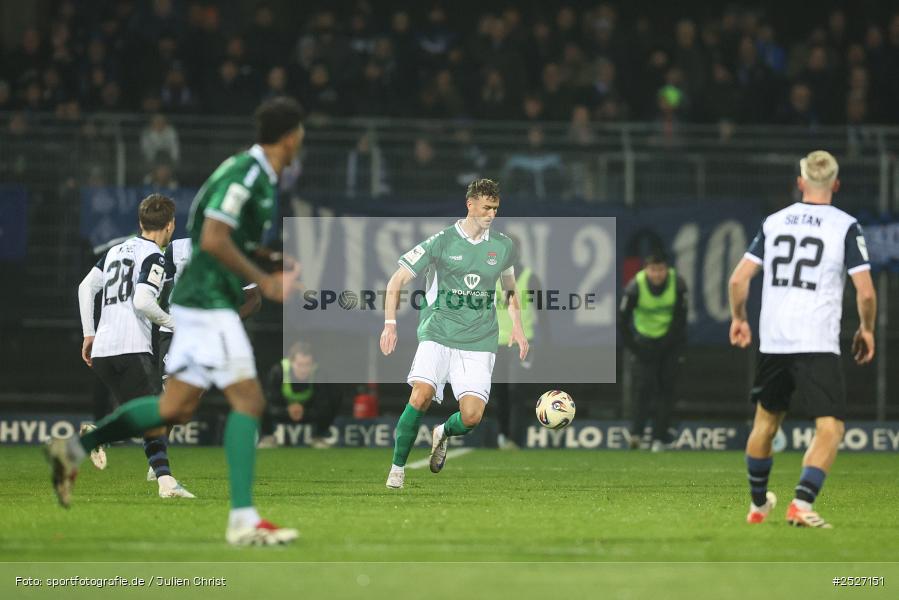 sport, action, Schweinfurt, Sachs-Stadion, SVW, SV Waldhof Mannheim, Fussball, FCS, DFB, 3. Liga, 29.11.2025, 16. Spieltag, 1. FC Schweinfurt 1905 - Bild-ID: 2527151