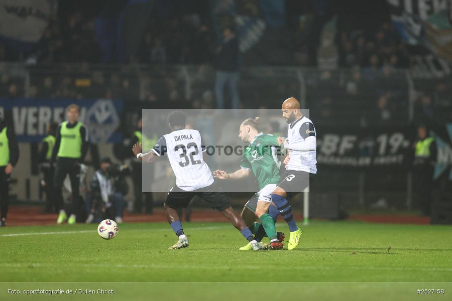 sport, action, Schweinfurt, Sachs-Stadion, SVW, SV Waldhof Mannheim, Fussball, FCS, DFB, 3. Liga, 29.11.2025, 16. Spieltag, 1. FC Schweinfurt 1905 - Bild-ID: 2527158