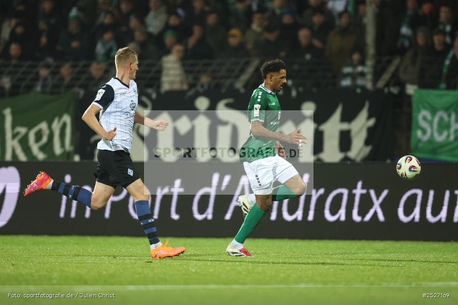 sport, action, Schweinfurt, Sachs-Stadion, SVW, SV Waldhof Mannheim, Fussball, FCS, DFB, 3. Liga, 29.11.2025, 16. Spieltag, 1. FC Schweinfurt 1905 - Bild-ID: 2527169