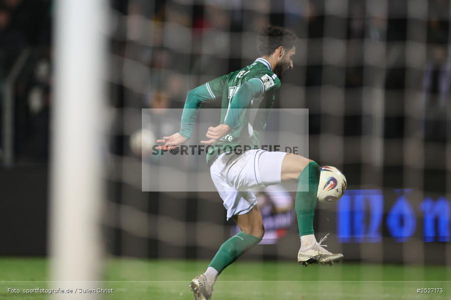 sport, action, Schweinfurt, Sachs-Stadion, SVW, SV Waldhof Mannheim, Fussball, FCS, DFB, 3. Liga, 29.11.2025, 16. Spieltag, 1. FC Schweinfurt 1905 - Bild-ID: 2527173