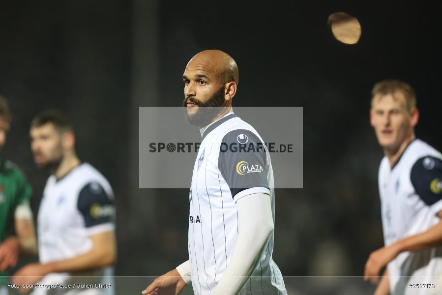 sport, action, Schweinfurt, Sachs-Stadion, SVW, SV Waldhof Mannheim, Fussball, FCS, DFB, 3. Liga, 29.11.2025, 16. Spieltag, 1. FC Schweinfurt 1905 - Bild-ID: 2527178