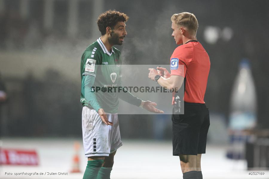 sport, action, Schweinfurt, Sachs-Stadion, SVW, SV Waldhof Mannheim, Fussball, FCS, DFB, 3. Liga, 29.11.2025, 16. Spieltag, 1. FC Schweinfurt 1905 - Bild-ID: 2527189