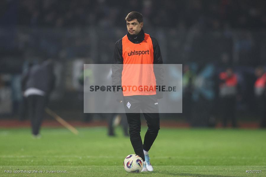 sport, action, Schweinfurt, Sachs-Stadion, SVW, SV Waldhof Mannheim, Fussball, FCS, DFB, 3. Liga, 29.11.2025, 16. Spieltag, 1. FC Schweinfurt 1905 - Bild-ID: 2527221