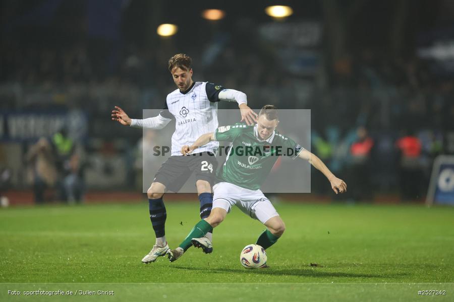 sport, action, Schweinfurt, Sachs-Stadion, SVW, SV Waldhof Mannheim, Fussball, FCS, DFB, 3. Liga, 29.11.2025, 16. Spieltag, 1. FC Schweinfurt 1905 - Bild-ID: 2527242