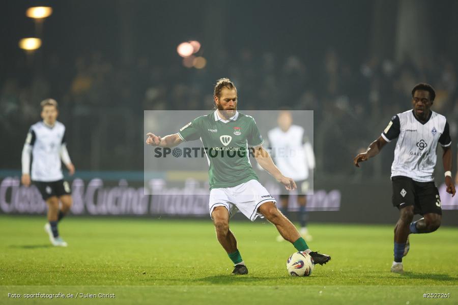 sport, action, Schweinfurt, Sachs-Stadion, SVW, SV Waldhof Mannheim, Fussball, FCS, DFB, 3. Liga, 29.11.2025, 16. Spieltag, 1. FC Schweinfurt 1905 - Bild-ID: 2527261