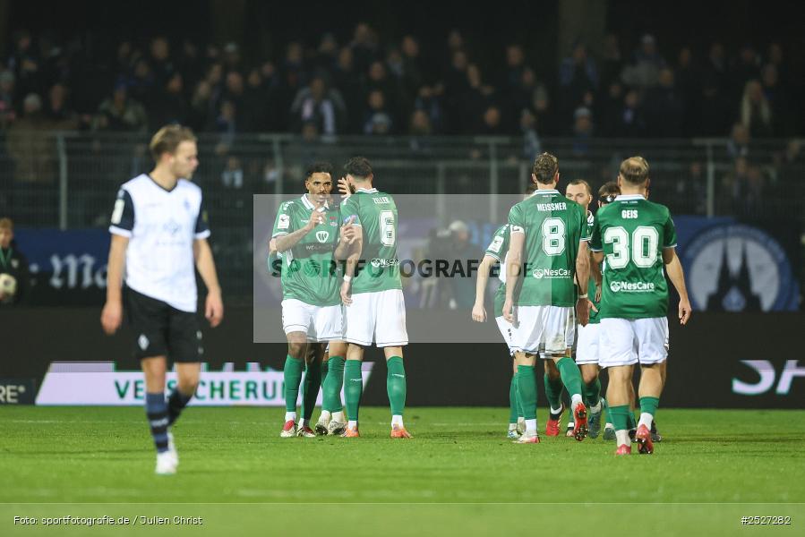sport, action, Schweinfurt, Sachs-Stadion, SVW, SV Waldhof Mannheim, Fussball, FCS, DFB, 3. Liga, 29.11.2025, 16. Spieltag, 1. FC Schweinfurt 1905 - Bild-ID: 2527282