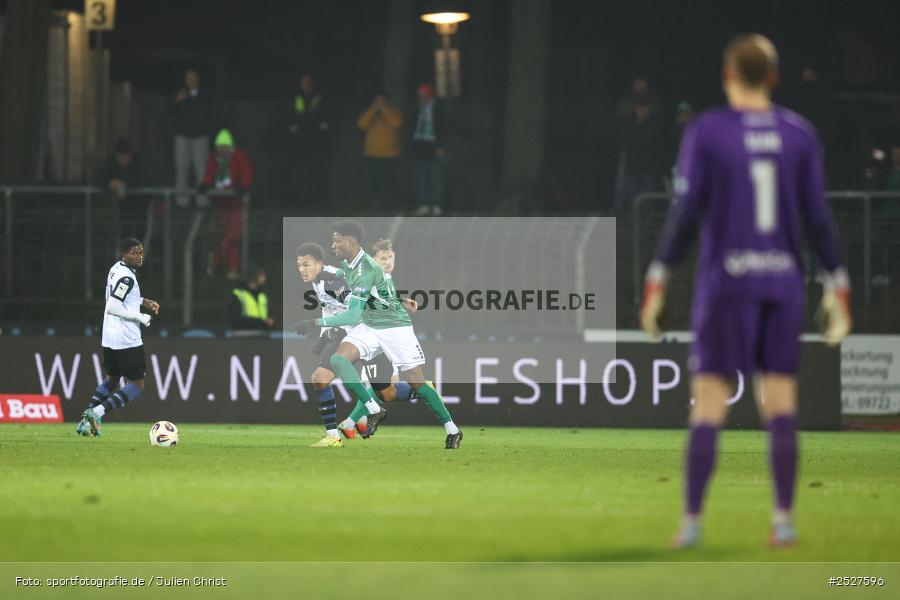 sport, action, Schweinfurt, Sachs-Stadion, SVW, SV Waldhof Mannheim, Fussball, FCS, DFB, 3. Liga, 29.11.2025, 16. Spieltag, 1. FC Schweinfurt 1905 - Bild-ID: 2527596