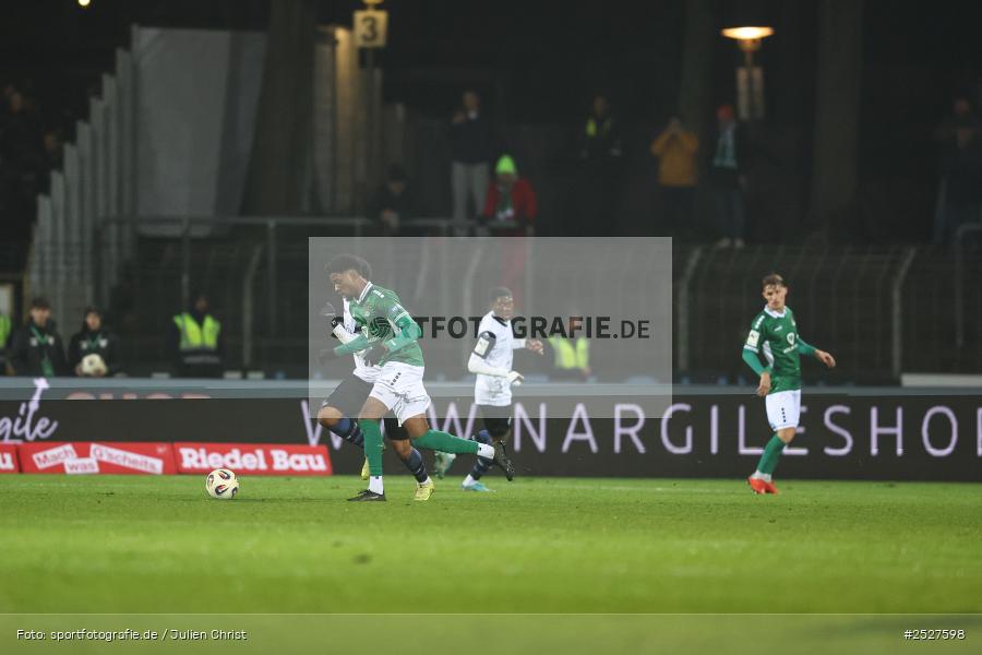 sport, action, Schweinfurt, Sachs-Stadion, SVW, SV Waldhof Mannheim, Fussball, FCS, DFB, 3. Liga, 29.11.2025, 16. Spieltag, 1. FC Schweinfurt 1905 - Bild-ID: 2527598