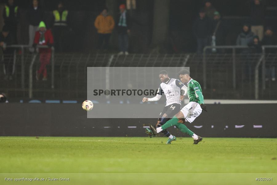 sport, action, Schweinfurt, Sachs-Stadion, SVW, SV Waldhof Mannheim, Fussball, FCS, DFB, 3. Liga, 29.11.2025, 16. Spieltag, 1. FC Schweinfurt 1905 - Bild-ID: 2527601