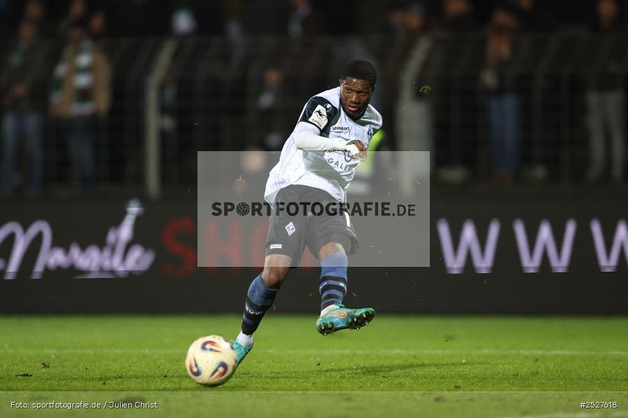 sport, action, Schweinfurt, Sachs-Stadion, SVW, SV Waldhof Mannheim, Fussball, FCS, DFB, 3. Liga, 29.11.2025, 16. Spieltag, 1. FC Schweinfurt 1905 - Bild-ID: 2527618