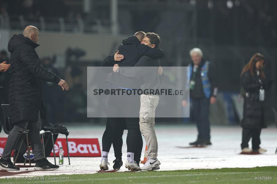 sport, action, Schweinfurt, Sachs-Stadion, SVW, SV Waldhof Mannheim, Fussball, FCS, DFB, 3. Liga, 29.11.2025, 16. Spieltag, 1. FC Schweinfurt 1905 - Bild-ID: 2527620
