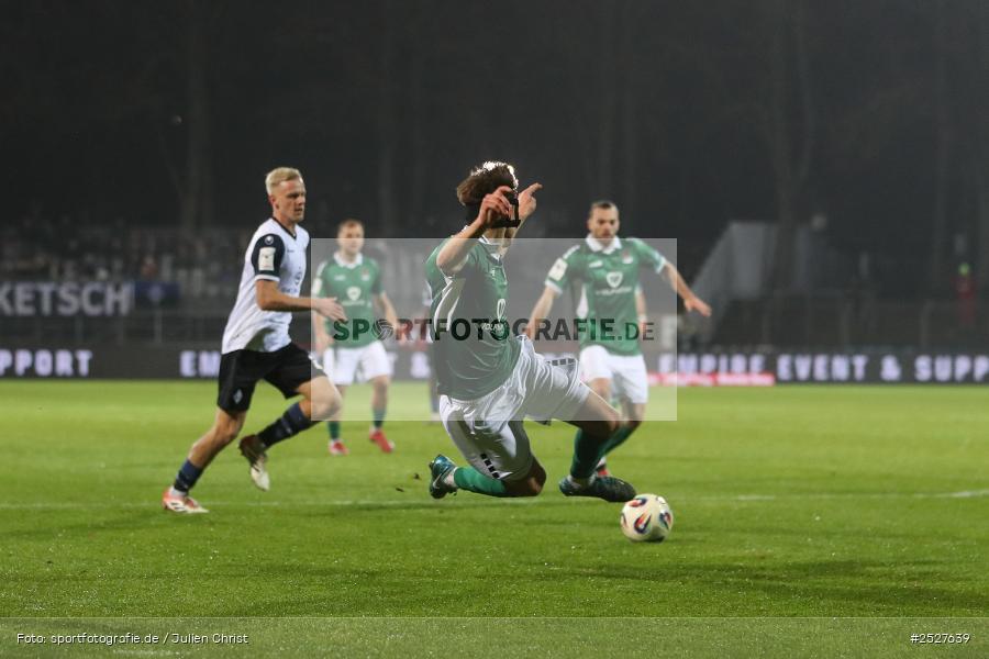 sport, action, Schweinfurt, Sachs-Stadion, SVW, SV Waldhof Mannheim, Fussball, FCS, DFB, 3. Liga, 29.11.2025, 16. Spieltag, 1. FC Schweinfurt 1905 - Bild-ID: 2527639