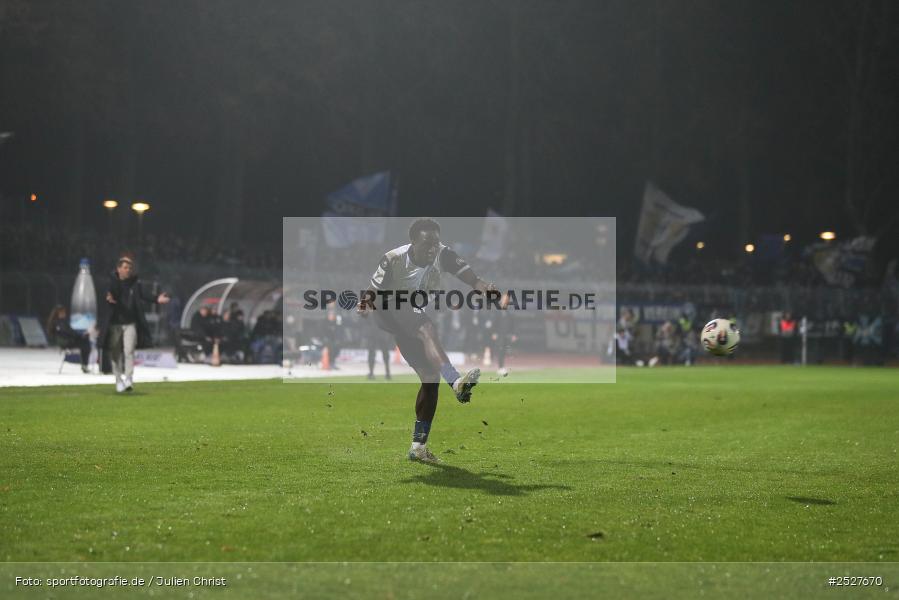 sport, action, Schweinfurt, Sachs-Stadion, SVW, SV Waldhof Mannheim, Fussball, FCS, DFB, 3. Liga, 29.11.2025, 16. Spieltag, 1. FC Schweinfurt 1905 - Bild-ID: 2527670
