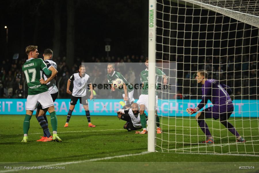 sport, action, Schweinfurt, Sachs-Stadion, SVW, SV Waldhof Mannheim, Fussball, FCS, DFB, 3. Liga, 29.11.2025, 16. Spieltag, 1. FC Schweinfurt 1905 - Bild-ID: 2527674