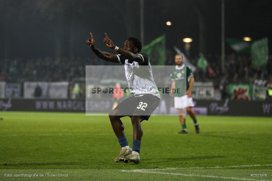 sport, action, Schweinfurt, Sachs-Stadion, SVW, SV Waldhof Mannheim, Fussball, FCS, DFB, 3. Liga, 29.11.2025, 16. Spieltag, 1. FC Schweinfurt 1905 - Bild-ID: 2527678