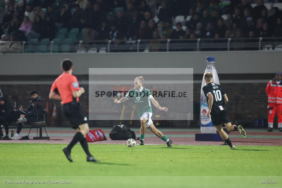 sport, TSV Havelse, Schweinfurt, Sachs-Stadion, Fussball, DFB, 3. Liga, 18. Spieltag, 14.12.2025, 1. FC Schweinfurt 1905 - Bild-ID: 2529231