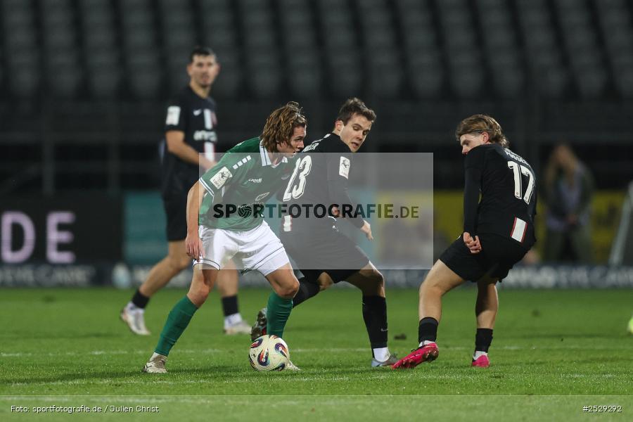 sport, TSV Havelse, Schweinfurt, Sachs-Stadion, Fussball, DFB, 3. Liga, 18. Spieltag, 14.12.2025, 1. FC Schweinfurt 1905 - Bild-ID: 2529292