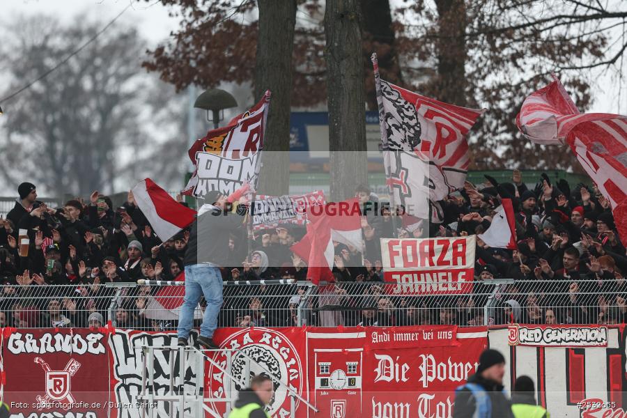 sport, Schweinfurt, Sachs-Stadion, SSV Jahn Regensburg, SSV, Fussball, FCS, DFB, 31.01.2026, 3. Liga, 22. Spieltag, 1. FC Schweinfurt 1905 - Bild-ID: 2532655
