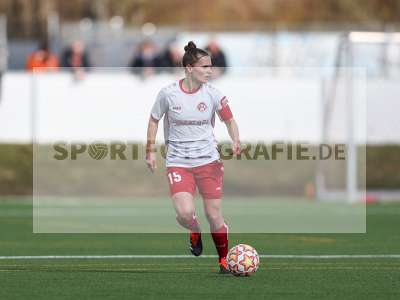 Fotos von FC Würzburger Kickers - FC Ezelsdorf auf sportfotografie.de