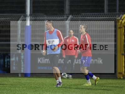 Fotos von FC Bayern Alzenau - Bahlinger SC auf sportfotografie.de
