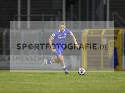 Fotos von FC Bayern Alzenau - Bahlinger SC auf sportfotografie.de