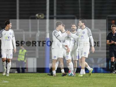 Fotos von FC Bayern Alzenau - Bahlinger SC auf sportfotografie.de