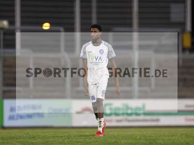Fotos von FC Bayern Alzenau - Bahlinger SC auf sportfotografie.de