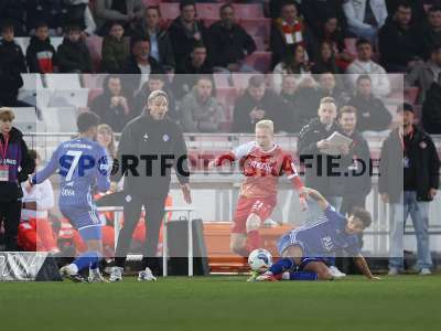 Fotos von FC Würzburger Kickers - SV Viktoria Aschaffenburg auf sportfotografie.de