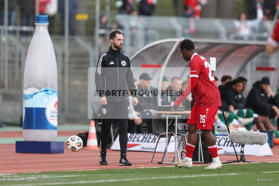 sport, VfB Stuttgart II, Schweinfurt, Sachs Stadion, Fussball, DFB, 30. Spieltag, 3. Liga, 21.03.2026, 1. FC Schweinfurt 1905 - Bild-ID: 2545251