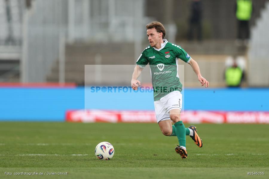 sport, VfB Stuttgart II, Schweinfurt, Sachs Stadion, Fussball, DFB, 30. Spieltag, 3. Liga, 21.03.2026, 1. FC Schweinfurt 1905 - Bild-ID: 2545255
