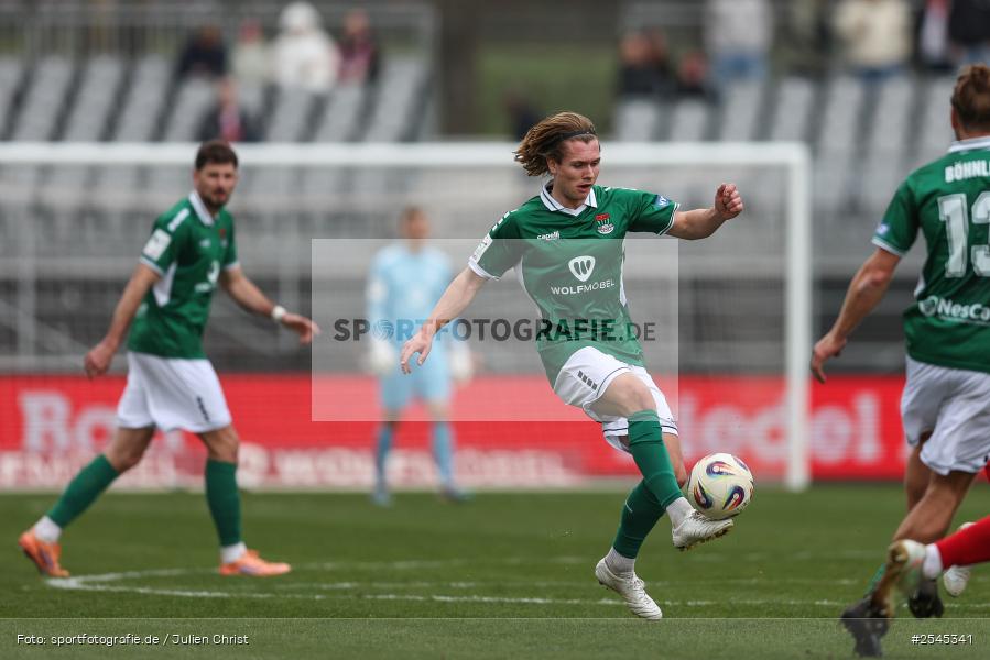 sport, VfB Stuttgart II, Schweinfurt, Sachs Stadion, Fussball, DFB, 30. Spieltag, 3. Liga, 21.03.2026, 1. FC Schweinfurt 1905 - Bild-ID: 2545341