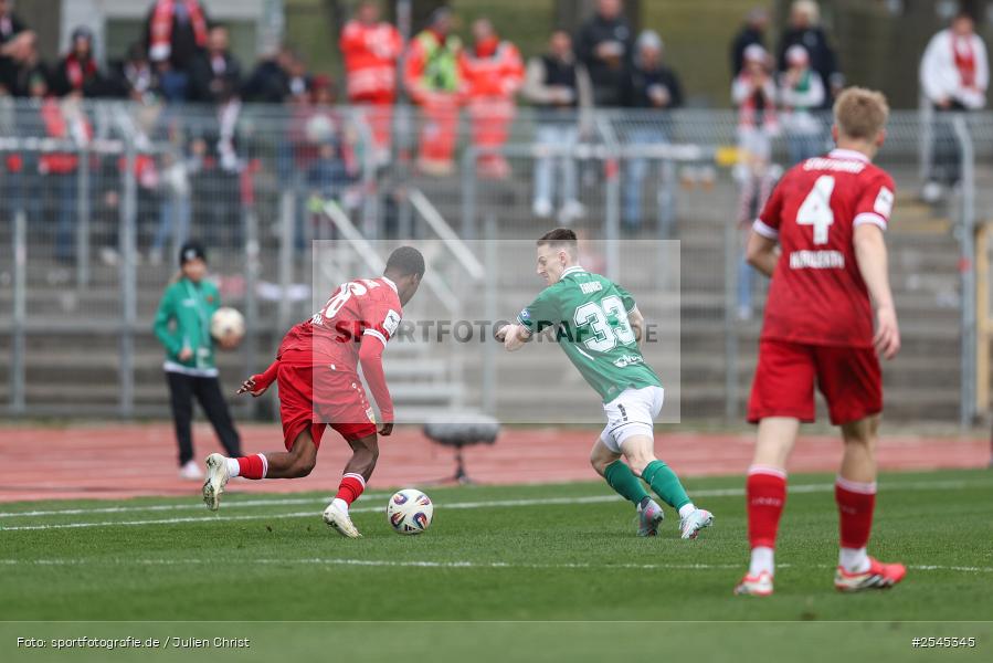 sport, VfB Stuttgart II, Schweinfurt, Sachs Stadion, Fussball, DFB, 30. Spieltag, 3. Liga, 21.03.2026, 1. FC Schweinfurt 1905 - Bild-ID: 2545345