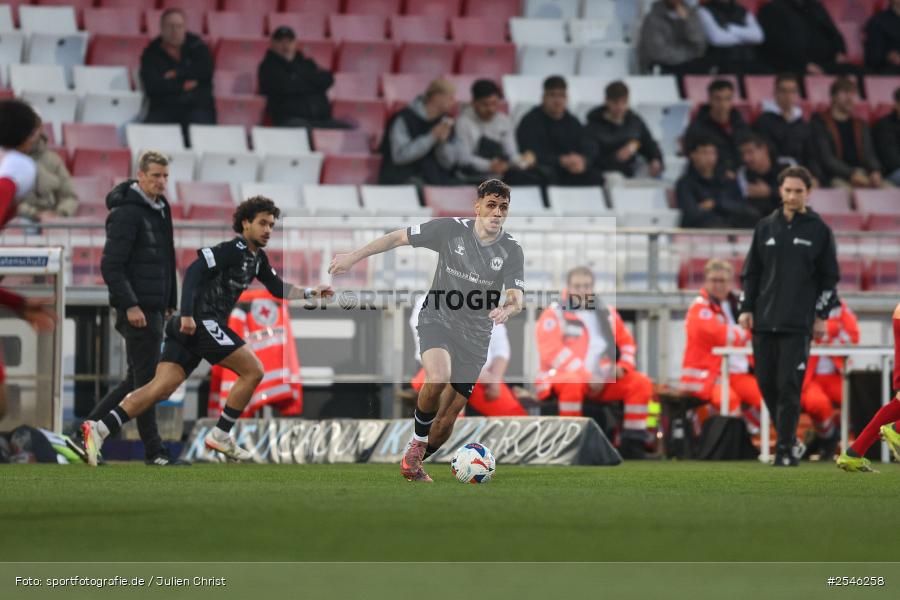 sport, Würzburg, SV Wacker Burghausen, Halbfinale, Fussball, FC Würzburger Kickers, BFV-Verbandspokal, AKON Arena, 24.03.2026 - Bild-ID: 2546258