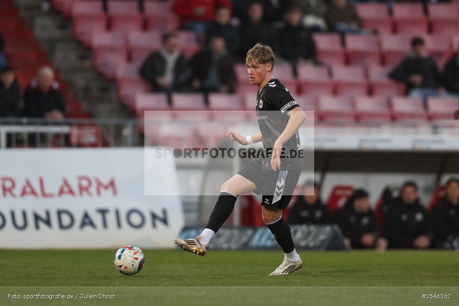 sport, Würzburg, SV Wacker Burghausen, Halbfinale, Fussball, FC Würzburger Kickers, BFV-Verbandspokal, AKON Arena, 24.03.2026 - Bild-ID: 2546262
