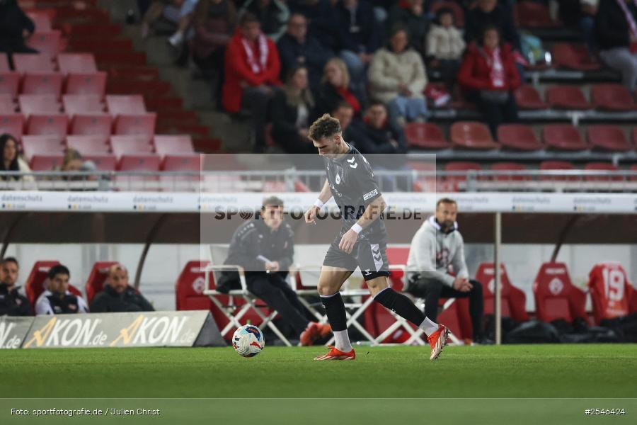 sport, Würzburg, SV Wacker Burghausen, Halbfinale, Fussball, FC Würzburger Kickers, BFV-Verbandspokal, AKON Arena, 24.03.2026 - Bild-ID: 2546424