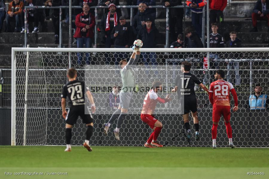 sport, Würzburg, SV Wacker Burghausen, Halbfinale, Fussball, FC Würzburger Kickers, BFV-Verbandspokal, AKON Arena, 24.03.2026 - Bild-ID: 2546450