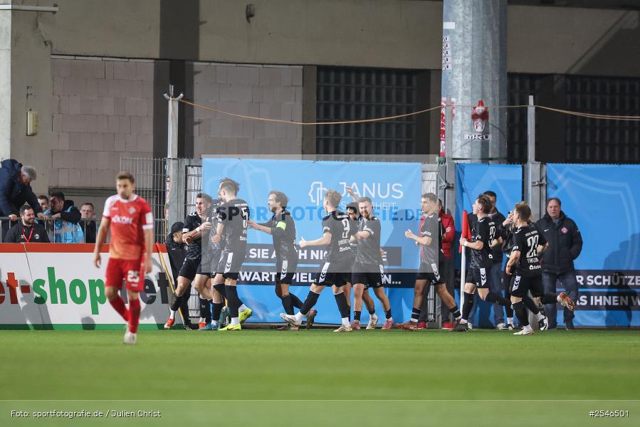 sport, Würzburg, SV Wacker Burghausen, Halbfinale, Fussball, FC Würzburger Kickers, BFV-Verbandspokal, AKON Arena, 24.03.2026 - Bild-ID: 2546501