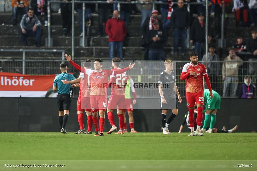 sport, Würzburg, SV Wacker Burghausen, Halbfinale, Fussball, FC Würzburger Kickers, BFV-Verbandspokal, AKON Arena, 24.03.2026 - Bild-ID: 2546615