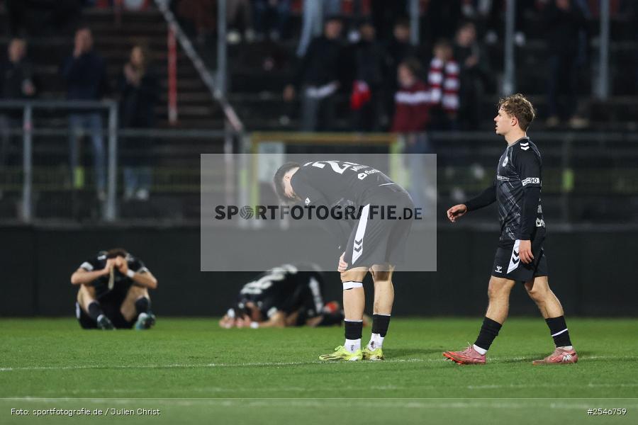 sport, Würzburg, SV Wacker Burghausen, Halbfinale, Fussball, FC Würzburger Kickers, BFV-Verbandspokal, AKON Arena, 24.03.2026 - Bild-ID: 2546759