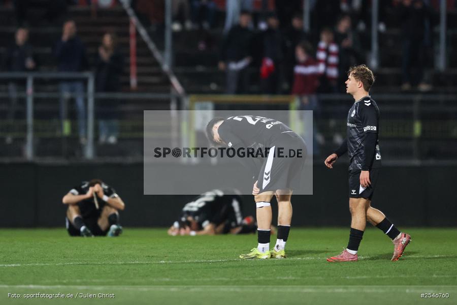 sport, Würzburg, SV Wacker Burghausen, Halbfinale, Fussball, FC Würzburger Kickers, BFV-Verbandspokal, AKON Arena, 24.03.2026 - Bild-ID: 2546760