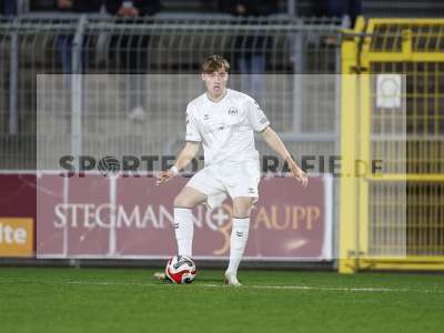 Fotos von SV Viktoria Aschaffenburg - SV Wacker Burghausen auf sportfotografie.de