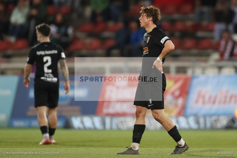 AKON-Arena, Würzburg, 02.04.2026, sport, Fussball, BFV, 26. Spieltag, Regionalliga Bayern, SpVgg Hankofen-Hailing, FC Würzburger Kickers - Bild-ID: 2548600