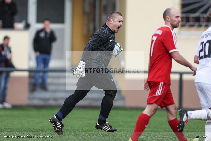 sport, Sportgelände, RV Viktoria Wombach, Kreisklasse Würzburg Gr. 3, Karsbach, Fussball, BFV, 24. Spieltag, 04.04.2026, (SG 1) FC Karsbach - Bild-ID: 2549301