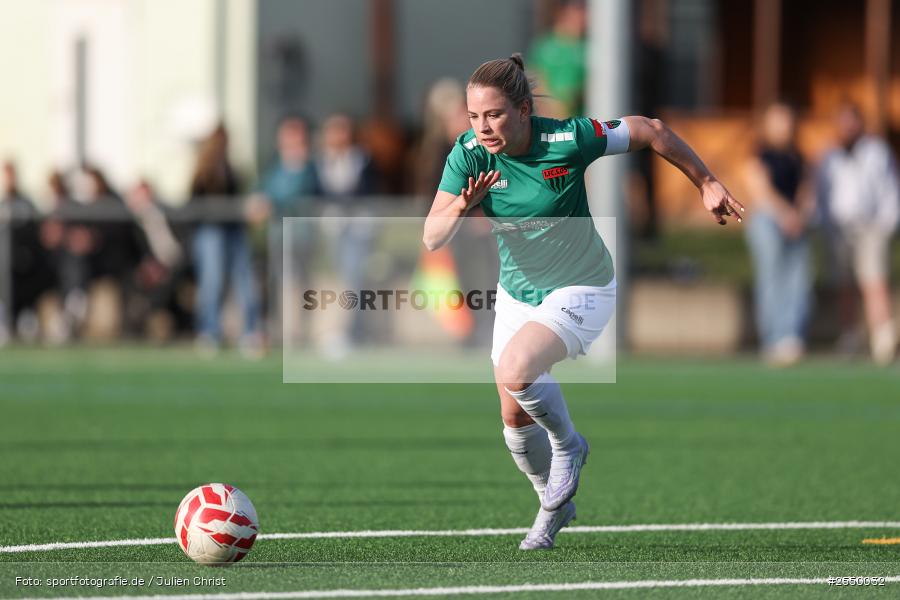 sport, Viertelfinale, Veitshöchheim, Sportgelände, SV 1928 Veitshöchheim, Hiscox Bezirkspokal Frauen, Fussball, BFV, 1. FC Schweinfurt, 06.04.2026 - Bild-ID: 2550032