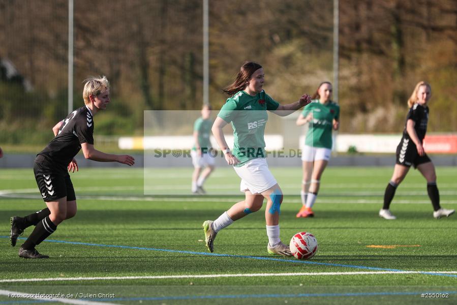 Sportgelände, Veitshöchheim, 06.04.2026, sport, Fussball, BFV, Viertelfinale, Hiscox Bezirkspokal Frauen, 1. FC Schweinfurt, SV 1928 Veitshöchheim - Bild-ID: 2550162