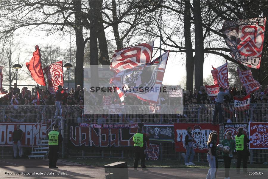 sport, Schweinfurt, Sachs-Stadion, Rot-Weiss Essen, Fussball, DFB, 32. Spieltag, 3. Liga, 1. FC Schweinfurt 1905, 07.04.2026 - Bild-ID: 2550607