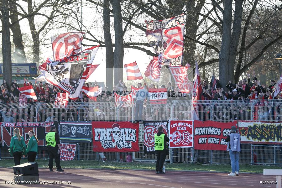 sport, Schweinfurt, Sachs-Stadion, Rot-Weiss Essen, Fussball, DFB, 32. Spieltag, 3. Liga, 1. FC Schweinfurt 1905, 07.04.2026 - Bild-ID: 2550612