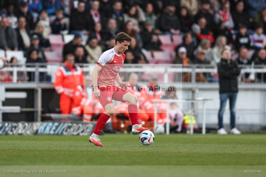 sport, Würzburg, Regionalliga Bayern, Fussball, FC Würzburger Kickers, FC Bayern München II, BFV, AKON Arena, 28. Spieltag, 10.04.2026 - Bild-ID: 2550748