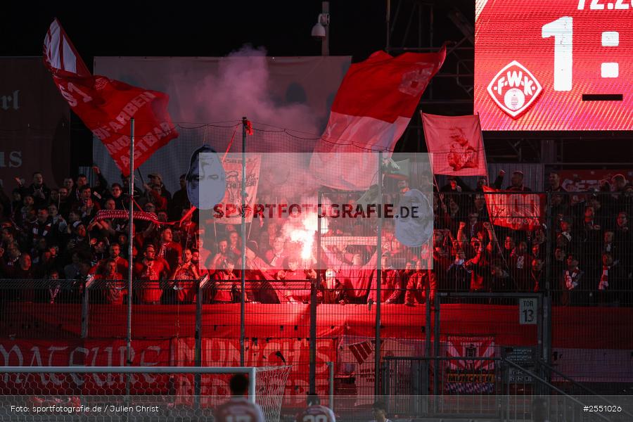 sport, Würzburg, Regionalliga Bayern, Fussball, FC Würzburger Kickers, FC Bayern München II, BFV, AKON Arena, 28. Spieltag, 10.04.2026 - Bild-ID: 2551026