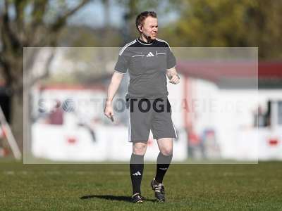 Fotos von FT Schweinfurt - TSV Karlburg auf sportfotografie.de